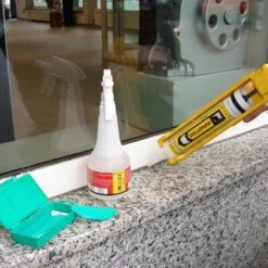 Easy-Seal XS Lichtgrijs 9 Easy-Seal XS Lichtgrijs -GRJ Zwembad Winkel easy seal toepassing raam app a perfect pool 2