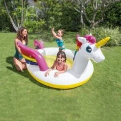 Intex Eenhoorn Sproeierbad- 57441 -GRJ Zwembad Winkel intex 57441 unicorn inflated paddling pool for children